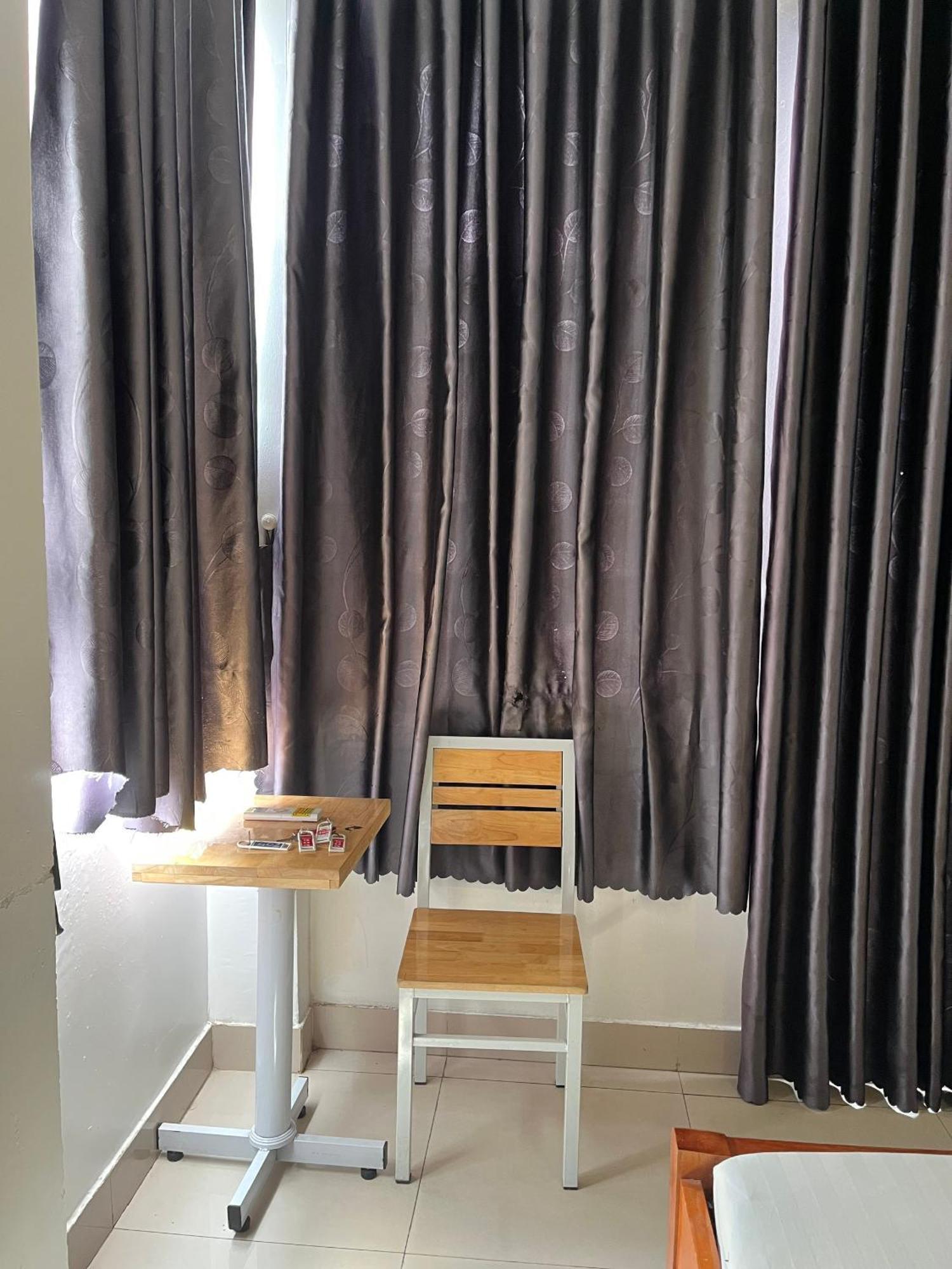 Khach San Anh Dong Hotel Ho Chi Minh-stad Buitenkant foto